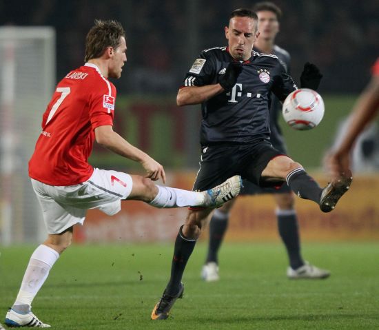 但国羽团结 但国羽团结